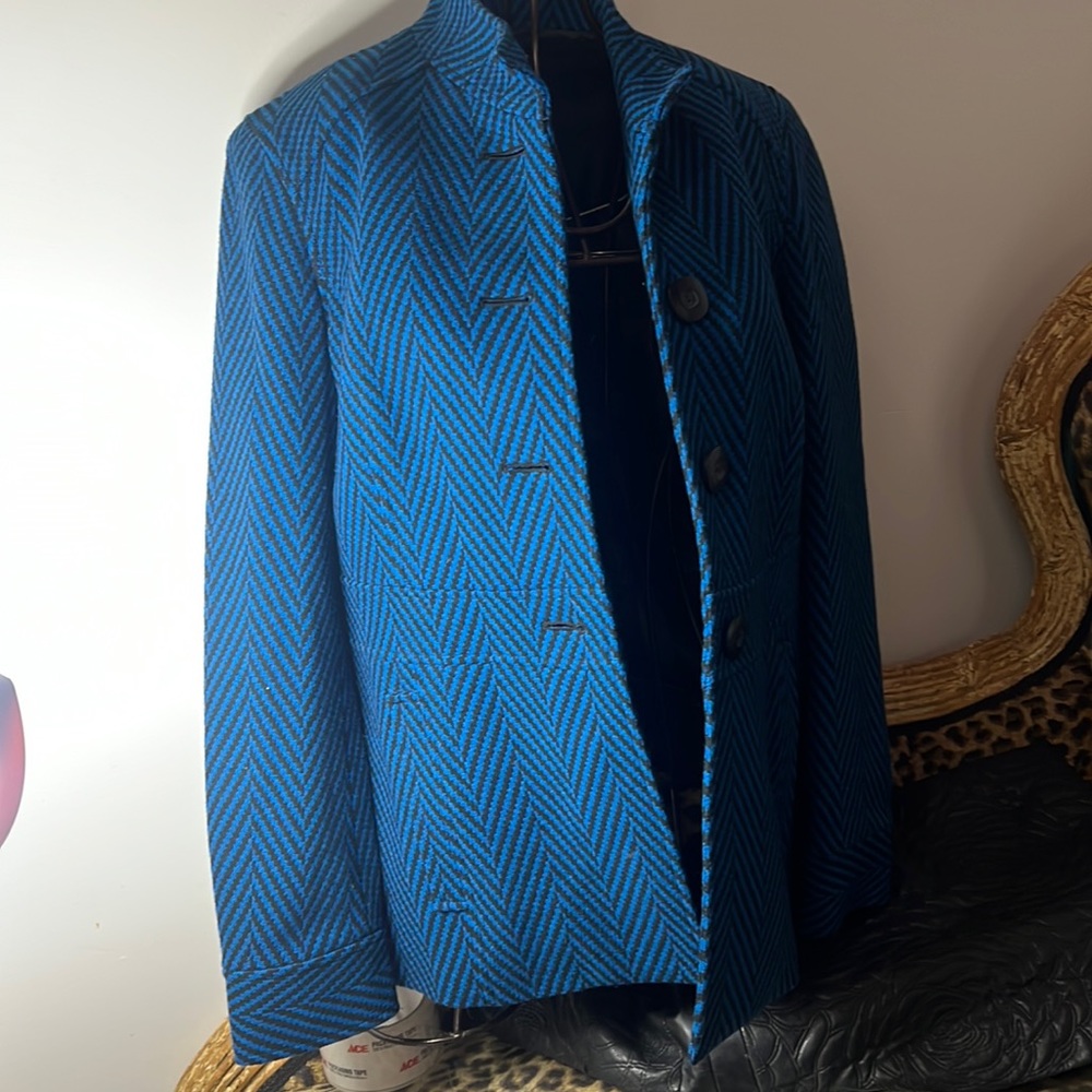Size for Sigrid Olsen beautiful blue, black great condition!